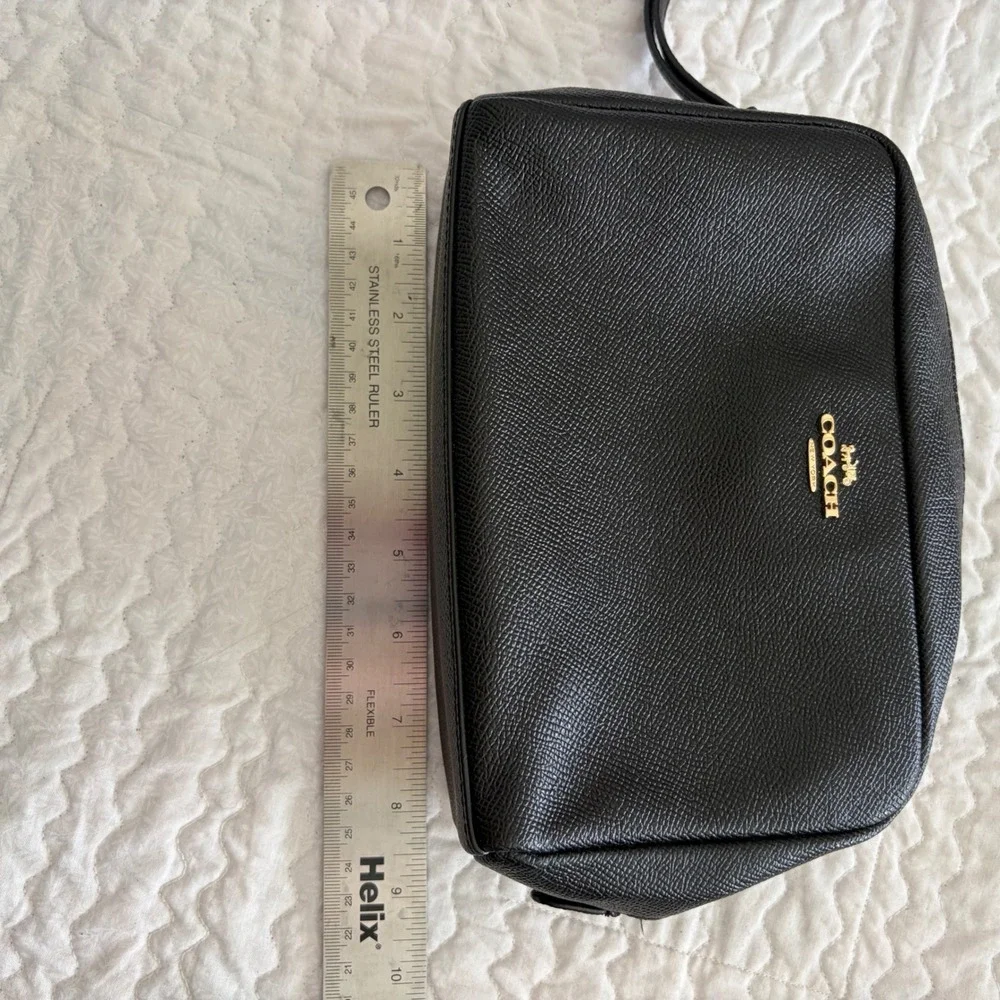 Coach Large Cosmetic Case 20 Black Crossgrain Leather Makeup Bag F24797 NEW